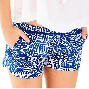 Lilly Pulitzer Adie Short “Home Slice Pineapple”